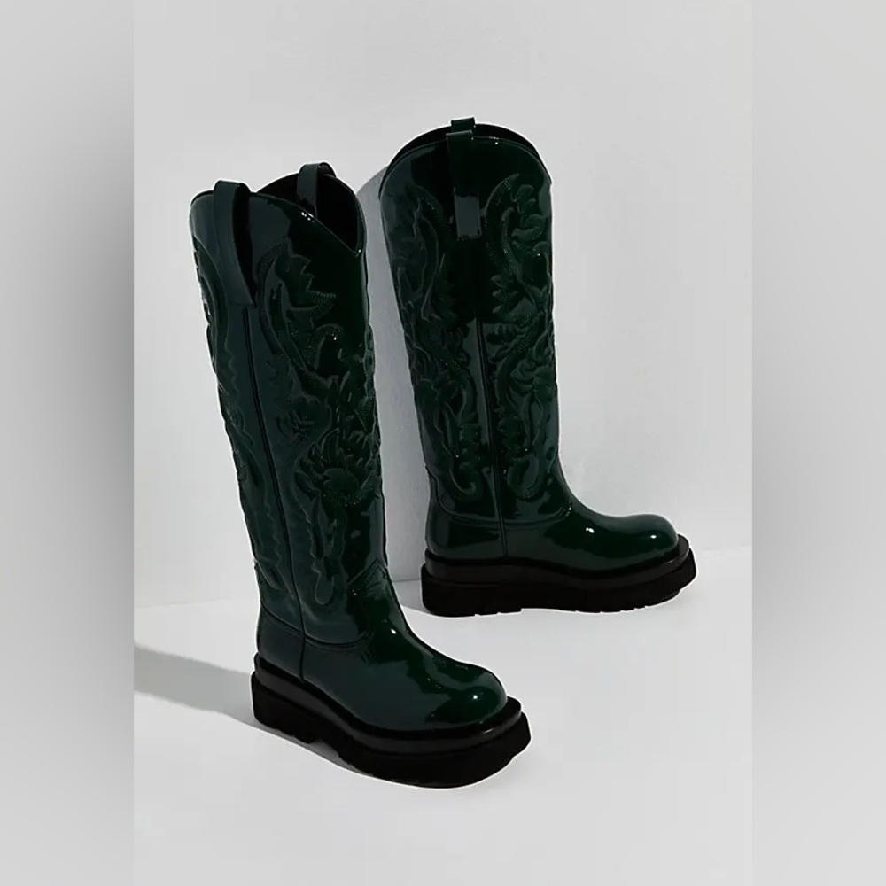 ISO
Jeffrey Campbell x Free People Space Cowgirl boot